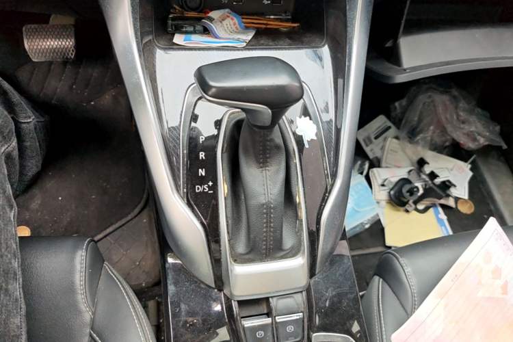 Used SAIC MAXUS G50 2019 1.5T First Edition Automatic Luxury Version 7 Seats Gear Lever