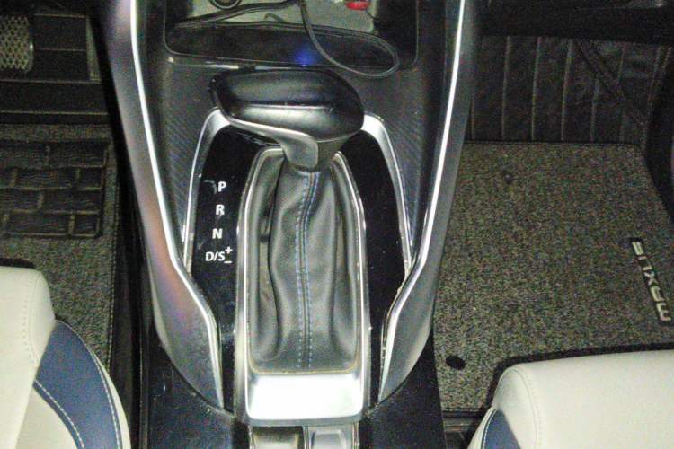 Used SAIC MAXUS G50 2019 1.5T First Edition Automatic Luxury Version 6 Seats Gear Lever