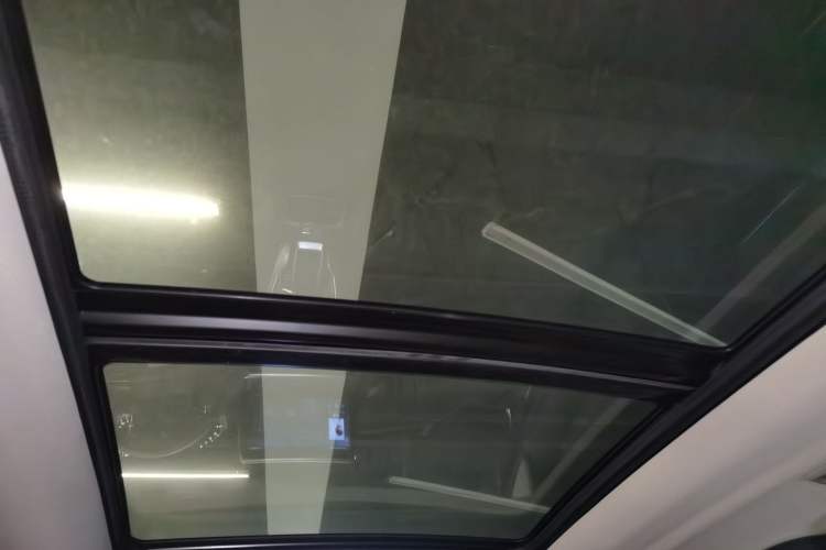 Used SAIC MAXUS G50 2019 1.5T First Edition Automatic Luxury Version 7 Seats Headliner