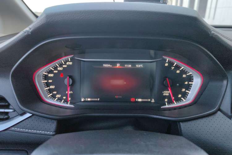 Used SAIC MAXUS G50 2019 1.5T First Edition Automatic Luxury Version 6 Seats Instrument Cluster