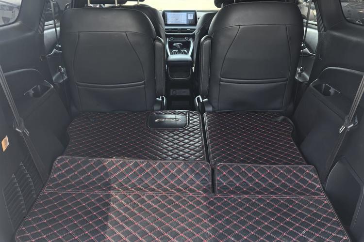Used SAIC MAXUS G50 2019 1.5T First Edition Automatic Luxury Version 7 Seats Interior 2