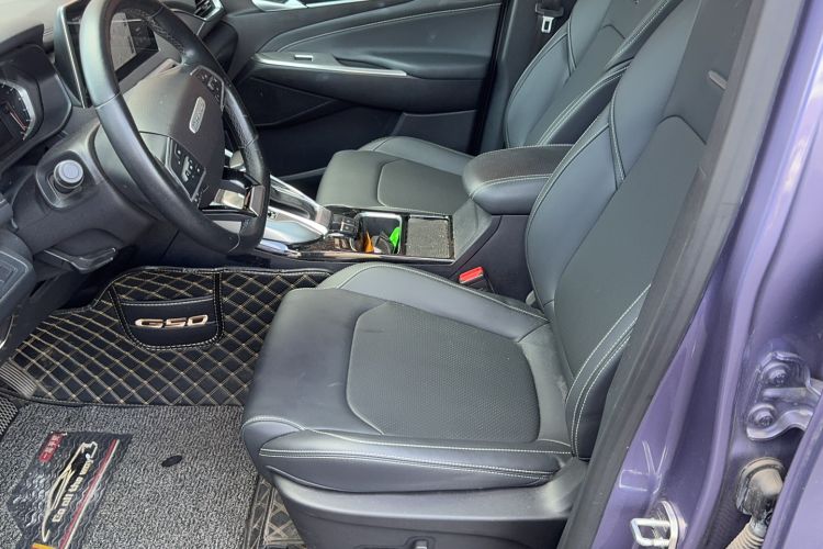Used SAIC MAXUS G50 2019 1.5T Automatic Luxury Edition China V Standard Interior 2
