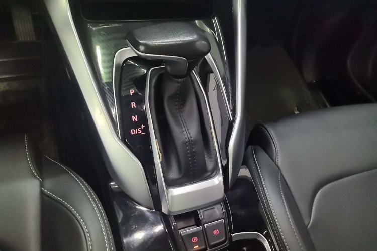 Used SAIC MAXUS G50 2019 1.5T First Edition Automatic Luxury Version 7 Seats Interior 7
