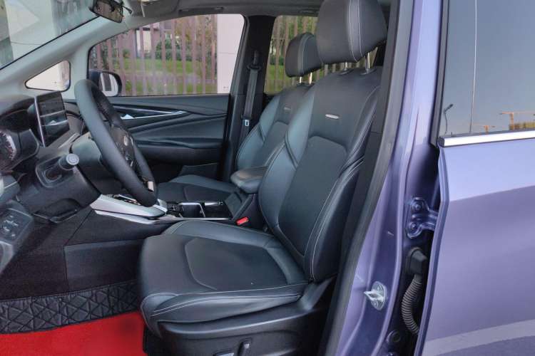 Used SAIC MAXUS G50 2019 1.5T First Edition Automatic Luxury Version 6 Seats Left Front Seat
