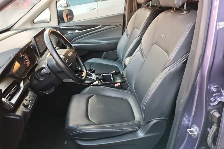 Used SAIC MAXUS G50 2019 1.5T First Edition Automatic Luxury Version 7 Seats Left Front Seat