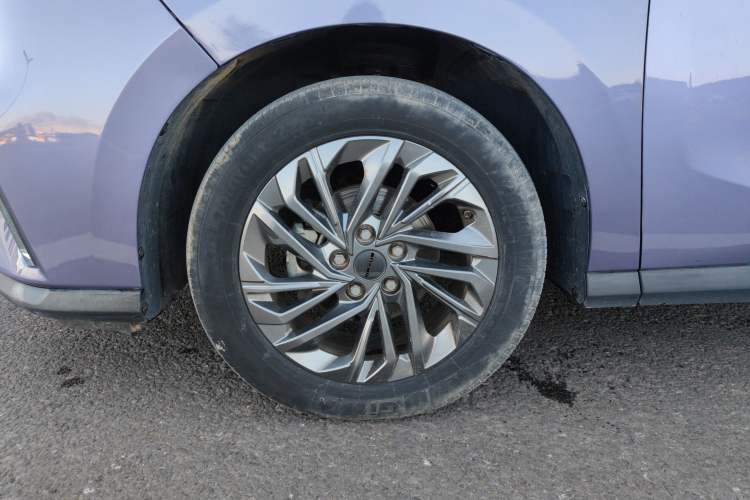 Used SAIC MAXUS G50 2019 1.5T First Edition Automatic Luxury Version 6 Seats Left Front Wheel Hub