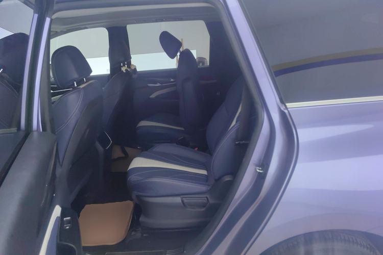 Used SAIC MAXUS G50 2019 1.5T First Edition Automatic Luxury Version 6 Seats Left Rear Seat