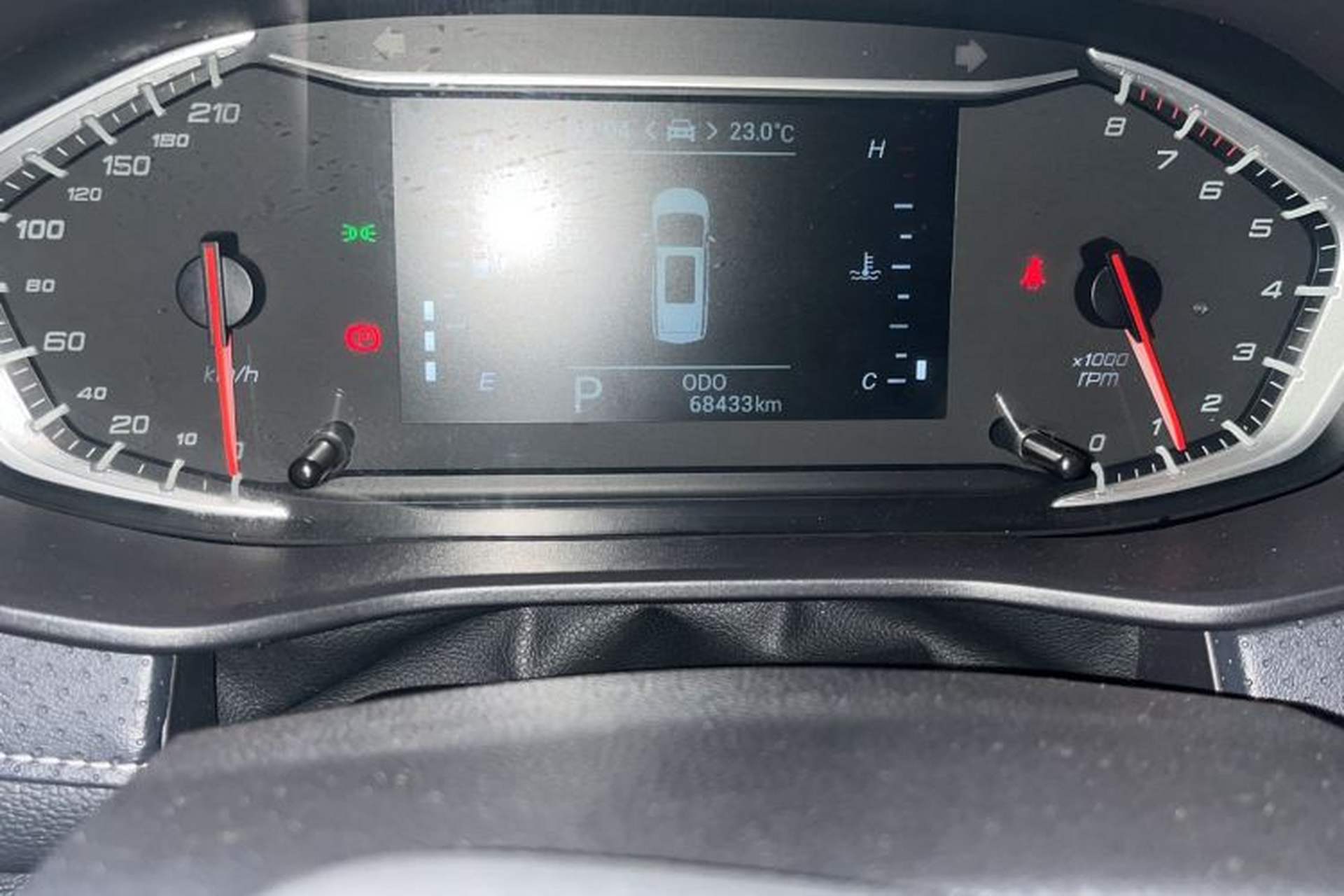 Used SAIC MAXUS G50 2019 1.5T Automatic Elite Edition China VI Standard Odometer Close Up