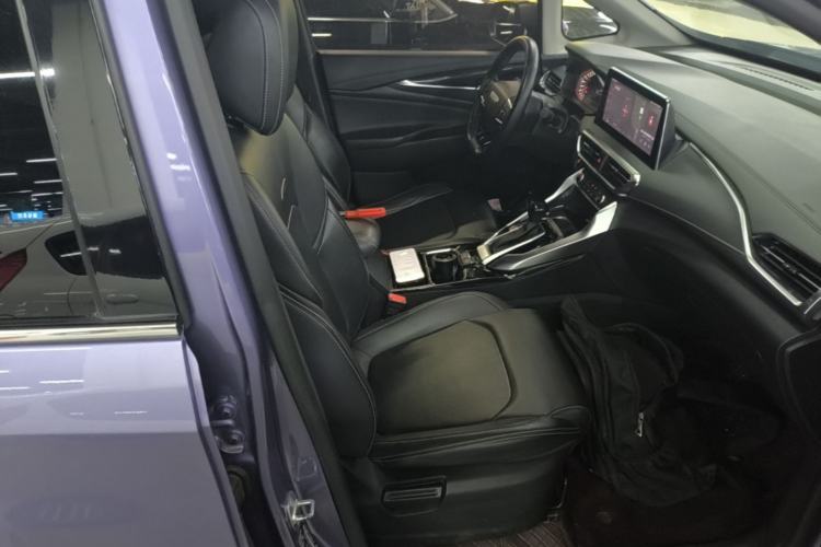 Used SAIC MAXUS G50 2019 1.5T Automatic Luxury Edition China VI Standard Right Front Seat