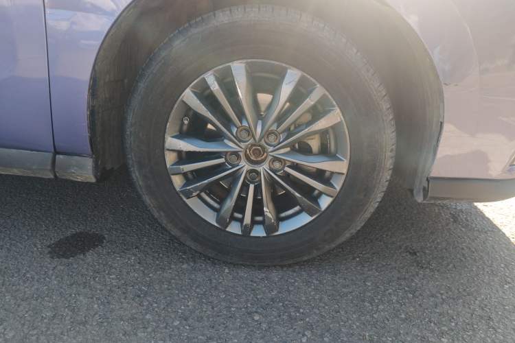Used SAIC MAXUS G50 2019 1.3T First Edition Manual Elite Version Right Front Wheel Hub