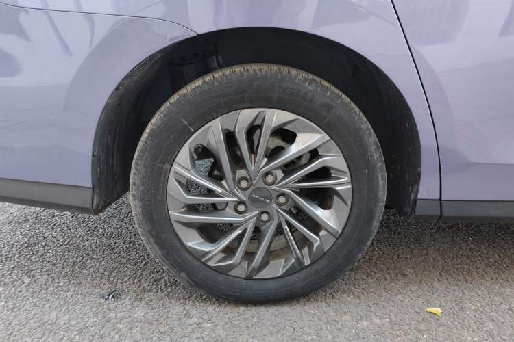 Used SAIC MAXUS G50 2019 1.5T First Edition Automatic Luxury Version 6 Seats Right Rear Wheel Hub