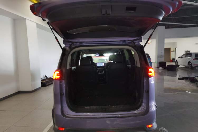 Used SAIC MAXUS G50 2019 1.5T First Edition Automatic Luxury Version 7 Seats Trunk