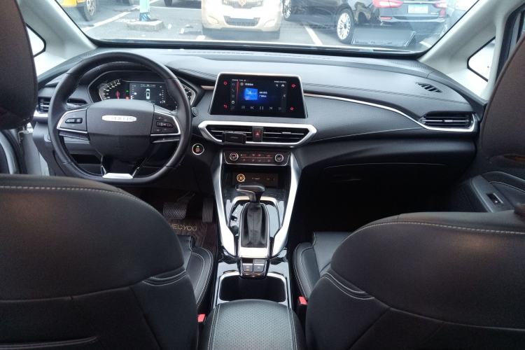 Used SAIC MAXUS G50 2019 1.5T Automatic Elite Edition China VI Standard Center Console