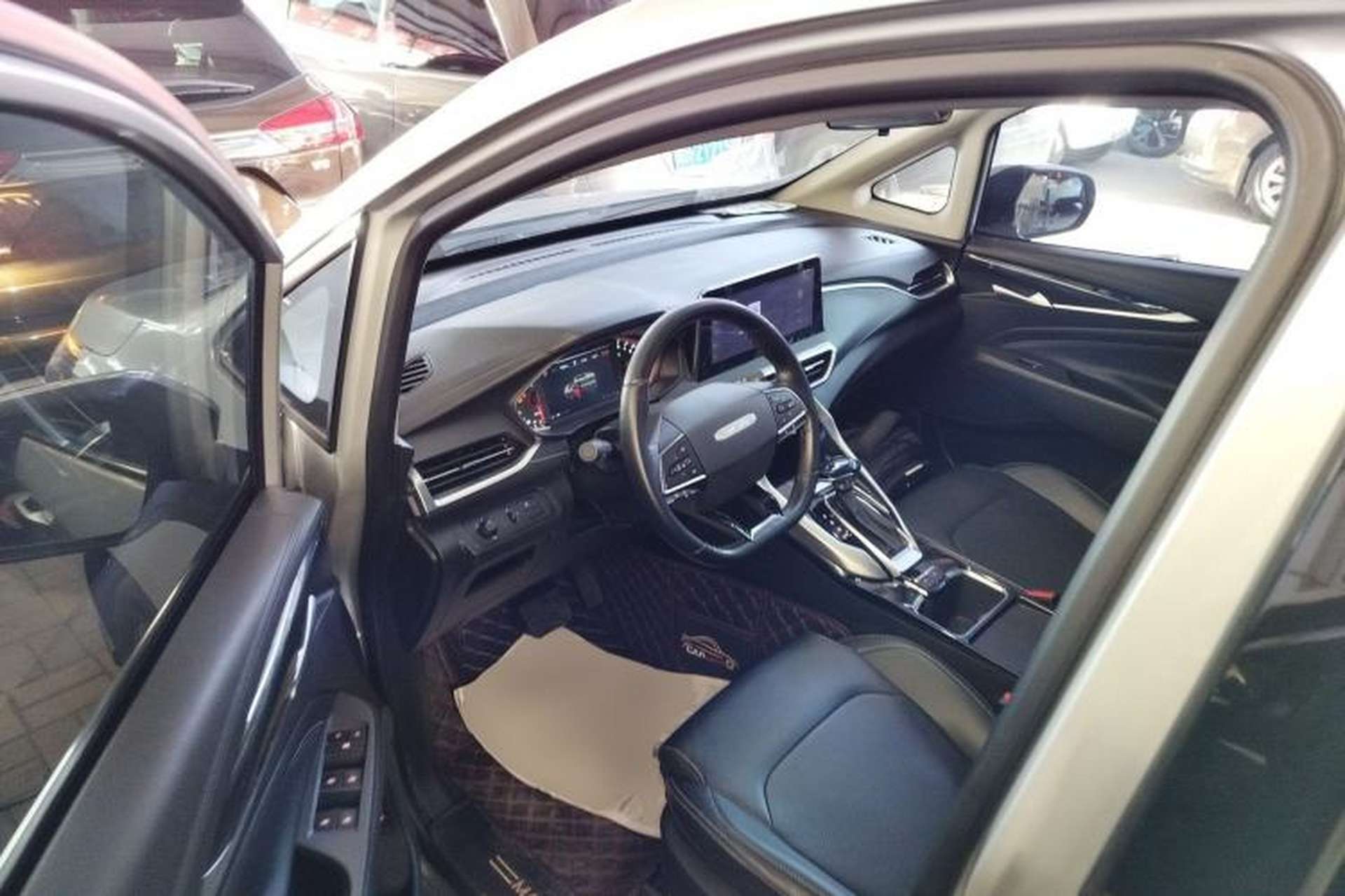 Used SAIC MAXUS G50 2019 1.5T Automatic Luxury Edition China VI Standard Driver Seat