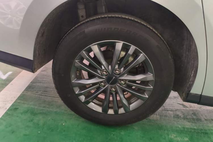 Used SAIC MAXUS G50 2019 1.5T Automatic Elite Edition China VI Standard Exterior 5