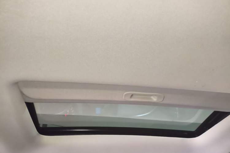 Used SAIC MAXUS G50 2019 1.5T Automatic Elite Edition China VI Standard Headliner