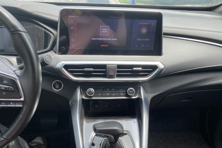 Used SAIC MAXUS G50 2019 1.5T Automatic Luxury Edition China VI Standard Interior 3