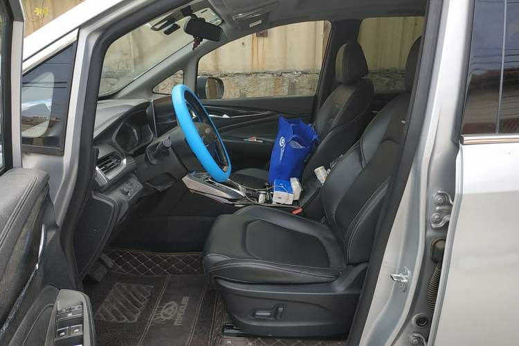 Used SAIC MAXUS G50 2019 1.5T Automatic Luxury Edition China V Standard Left Front Seat