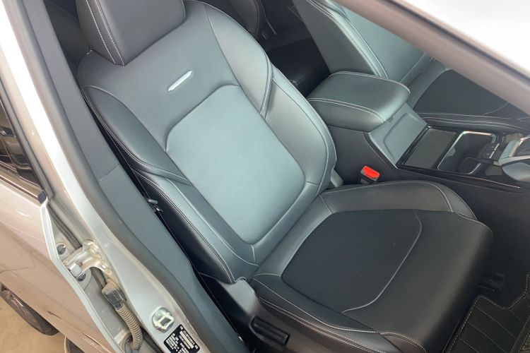 Used SAIC MAXUS G50 2019 1.5T Automatic Luxury Edition China VI Standard Right Front Seat