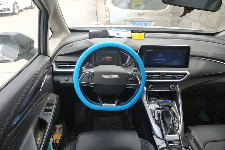 Used SAIC MAXUS G50 2019 1.5T Automatic Luxury Edition China V Standard Steering Wheel
