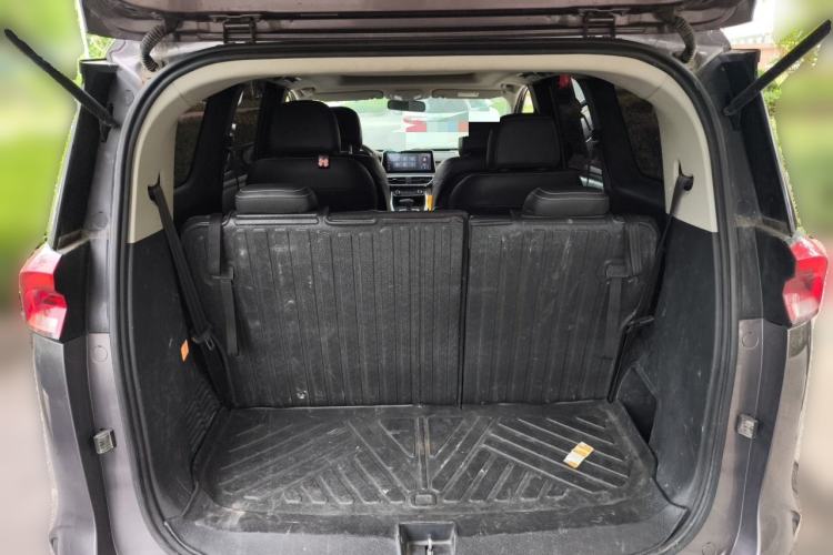 Used SAIC MAXUS G50 2019 1.5T First Edition Automatic Luxury Version 6 Seats Trunk