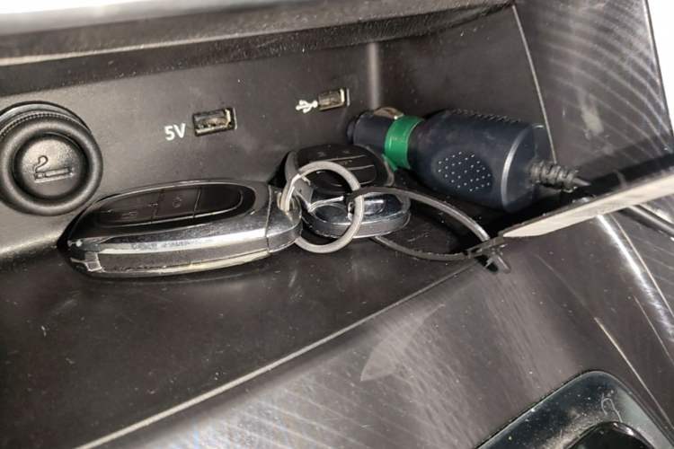 Used SAIC MAXUS G50 2019 1.5T Automatic Elite Edition China VI Standard Vehicle Key