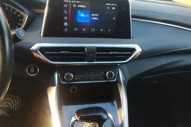 Used SAIC MAXUS G50 2019 1.5T Automatic Elite Edition China VI Standard Audio And AC Panel
