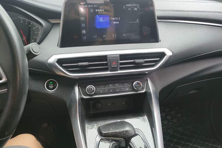 Used SAIC MAXUS G50 2019 1.5T Automatic Elite Edition China VI Standard Audio And AC Panel