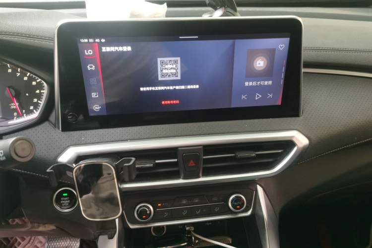 Used SAIC MAXUS G50 2019 1.5T First Edition Automatic Luxury Version 7 Seats Audio And AC Panel