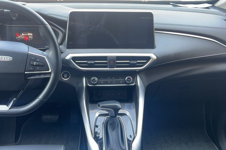 Used SAIC MAXUS G50 2019 1.5T Automatic Luxury Edition China VI Standard Audio And AC Panel