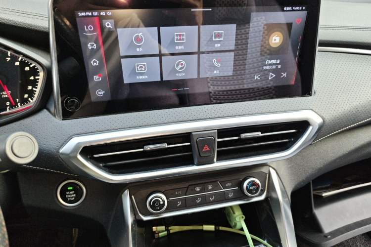 Used SAIC MAXUS G50 2019 1.5T Automatic Luxury Edition China VI Standard Audio And AC Panel