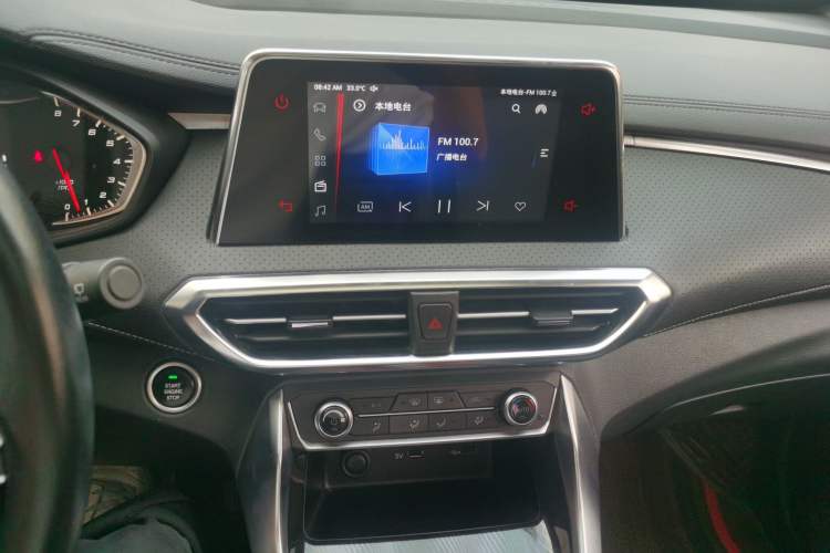 Used SAIC MAXUS G50 2019 1.5T Automatic Elite Edition China V Standard Audio And AC Panel