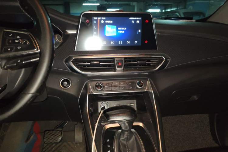 Used SAIC MAXUS G50 2019 1.5T Automatic Elite Edition China VI Standard Audio And AC Panel