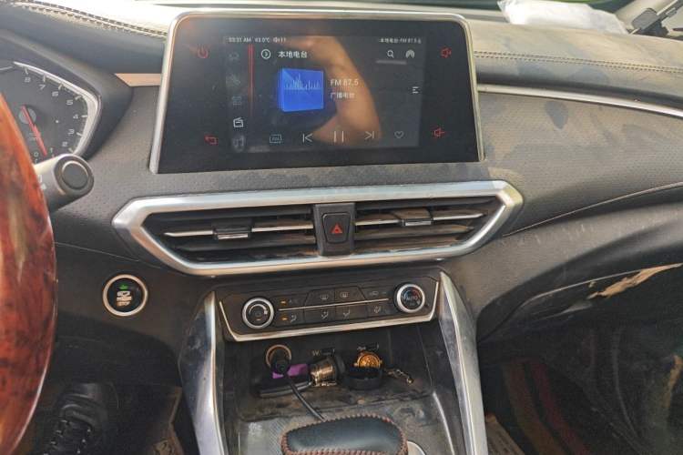 Used SAIC MAXUS G50 2019 1.5T Automatic Elite Edition China VI Standard Audio And AC Panel