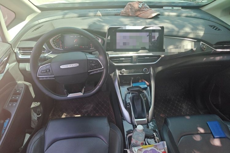 Used SAIC MAXUS G50 2019 1.5T Automatic Luxury Edition China VI Standard Center Console
