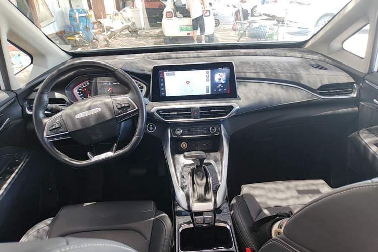 Used SAIC MAXUS G50 2019 1.5T First Edition Automatic Luxury Version 7 Seats Center Console
