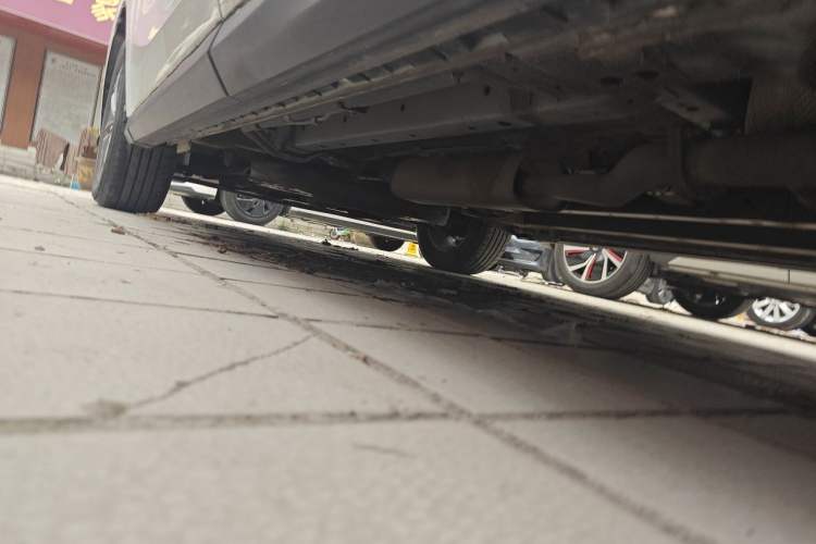 Used SAIC MAXUS G50 2019 1.5T Automatic Elite Edition China VI Standard Chassis Rear Left