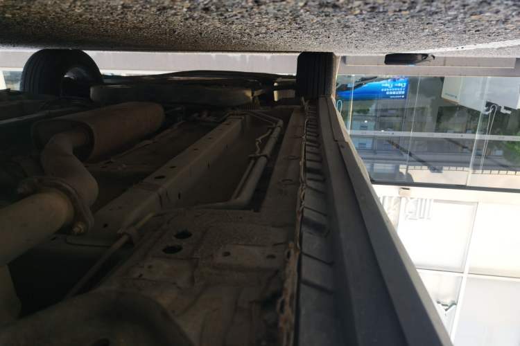 Used SAIC MAXUS G50 2019 1.5T Automatic Elite Edition China VI Standard Chassis Rear Left