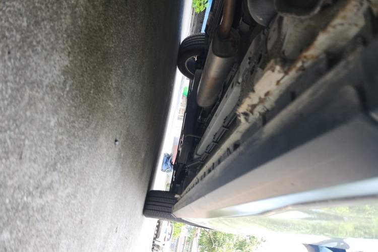 Used SAIC MAXUS G50 2019 1.5T Automatic Luxury Edition China VI Standard Chassis Rear Right