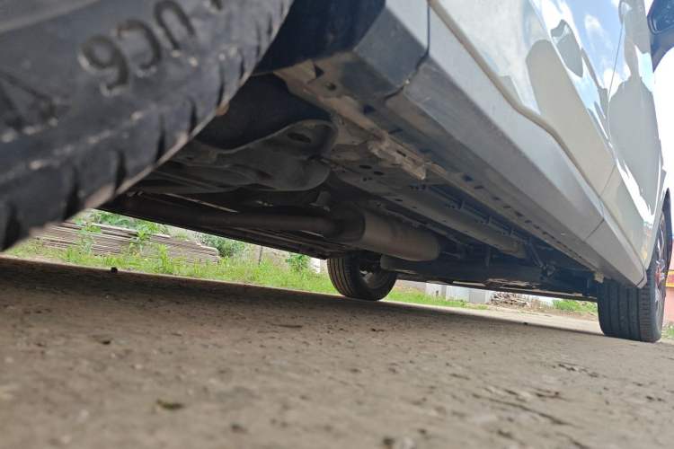 Used SAIC MAXUS G50 2019 1.5T Automatic Elite Edition China VI Standard Chassis Rear Right