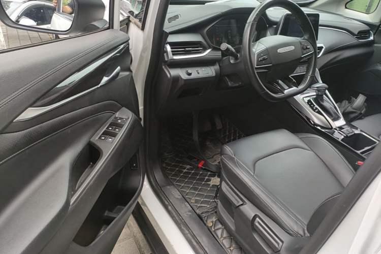 Used SAIC MAXUS G50 2019 1.5T Automatic Elite Edition China VI Standard Driver Seat