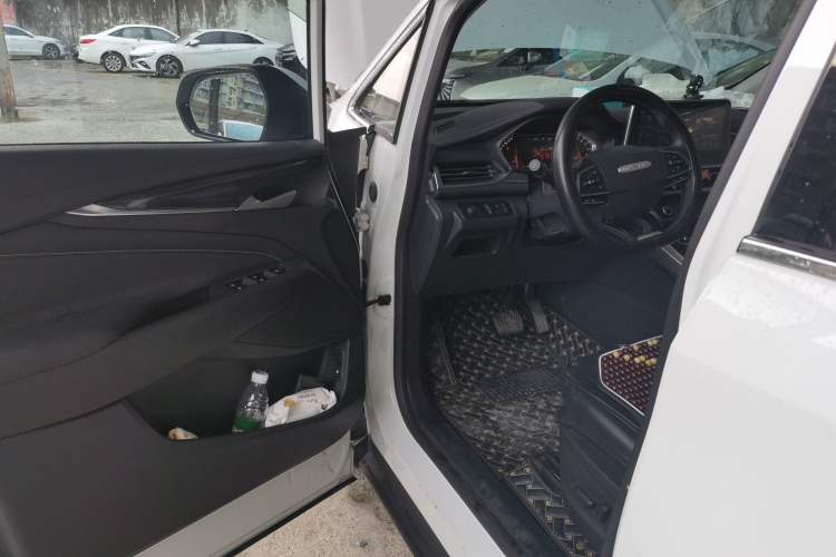 Used SAIC MAXUS G50 2019 1.5T First Edition Automatic Luxury Version 7 Seats Driver Seat