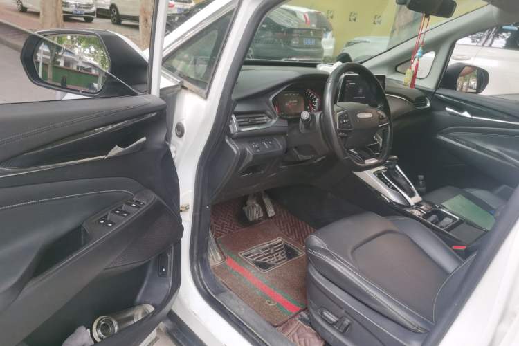 Used SAIC MAXUS G50 2019 1.5T First Edition Automatic Luxury Version 7 Seats Driver Seat