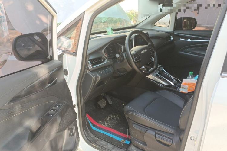 Used SAIC MAXUS G50 2019 1.5T First Edition Automatic Luxury Version 6 Seats Driver Seat