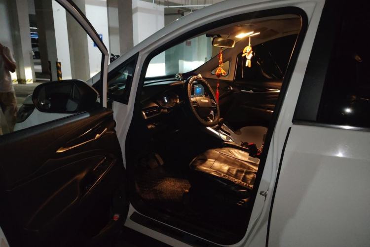 Used SAIC MAXUS G50 2019 1.5T First Edition Automatic Luxury Version 6 Seats Driver Seat