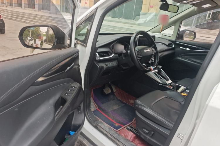 Used SAIC MAXUS G50 2019 1.5T Automatic Luxury Edition China V Standard Driver Seat