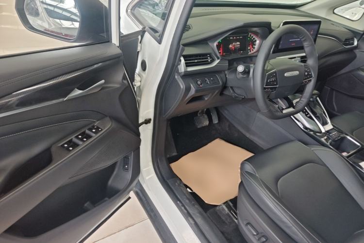Used SAIC MAXUS G50 2019 1.5T Automatic Luxury Edition China VI Standard Driver Seat