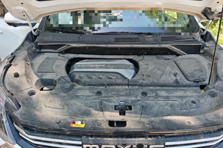 Used SAIC MAXUS G50 2019 1.5T Automatic Luxury Edition China VI Standard Engine Bay
