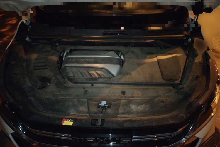 Used SAIC MAXUS G50 2019 1.5T Automatic Elite Edition China V Standard Engine Bay