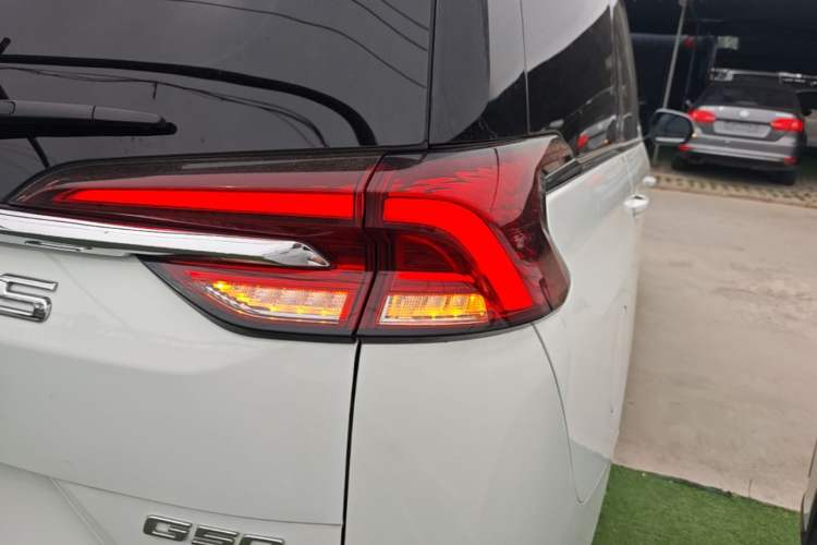 Used SAIC MAXUS G50 2019 1.5T First Edition Automatic Luxury Version 6 Seats Exterior 3